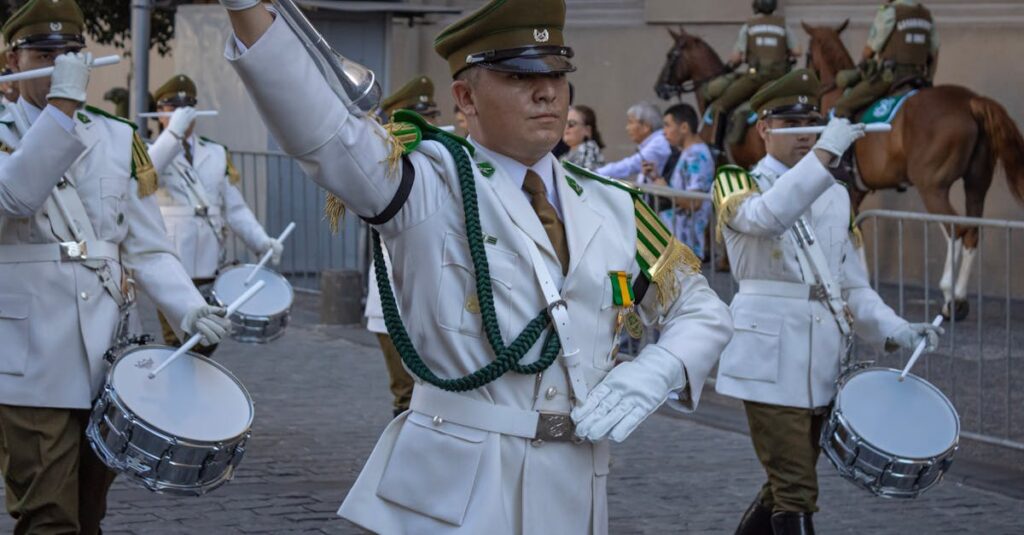 14 detenidos en marcha estudiantil contra recorte de beneficios educacionales 14 detenidos en marcha estudiantil contra recorte de beneficios educacionales