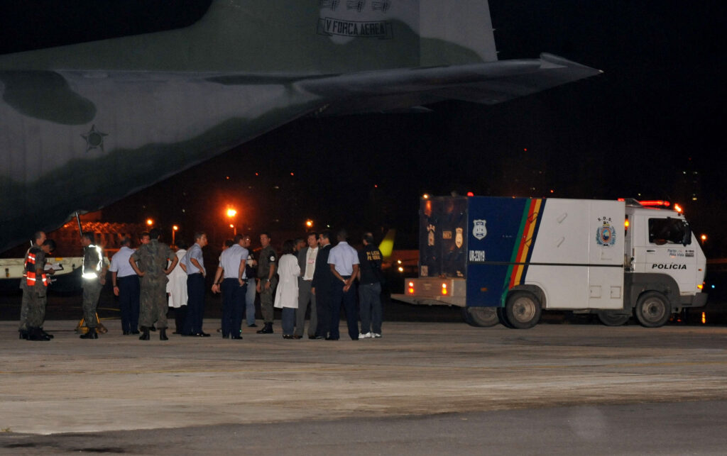 Avión militar Hércules C-130 cae en Colombia: 69 muertos