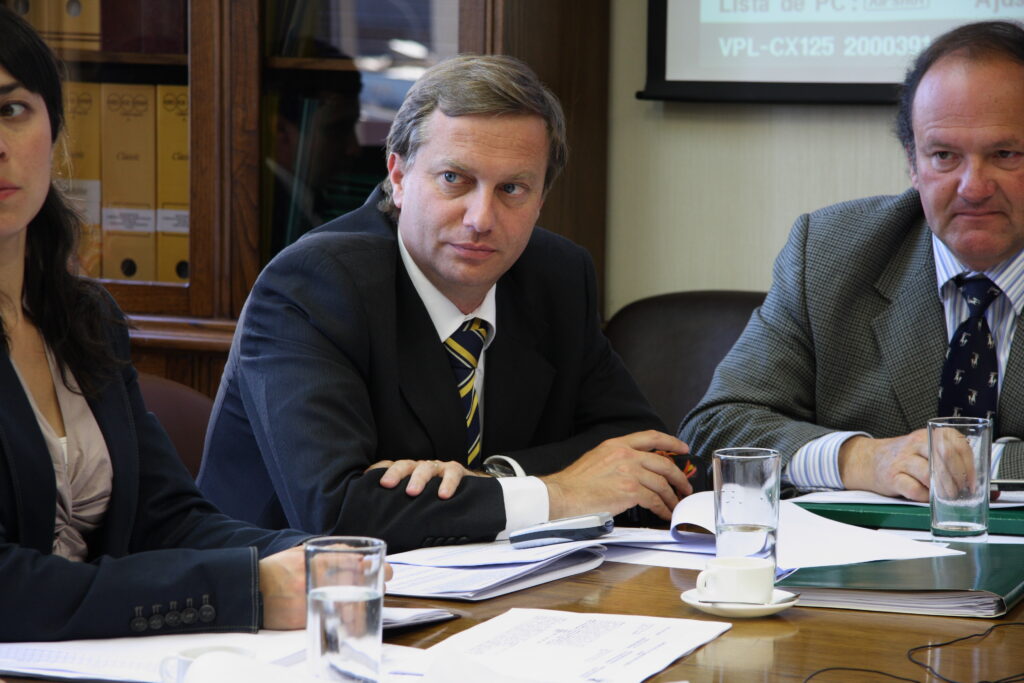 Kast anuncia indultos y luego modificará facultad presidencial