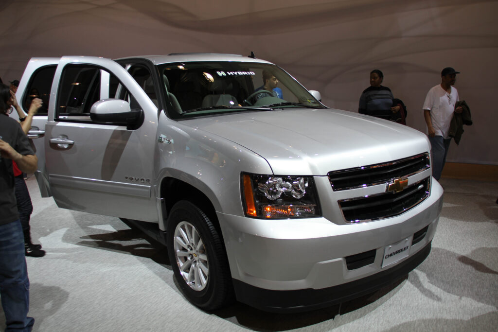 Nuevo DFSK E5 Plus: un SUV híbrido enchufable con espacio y seguridad