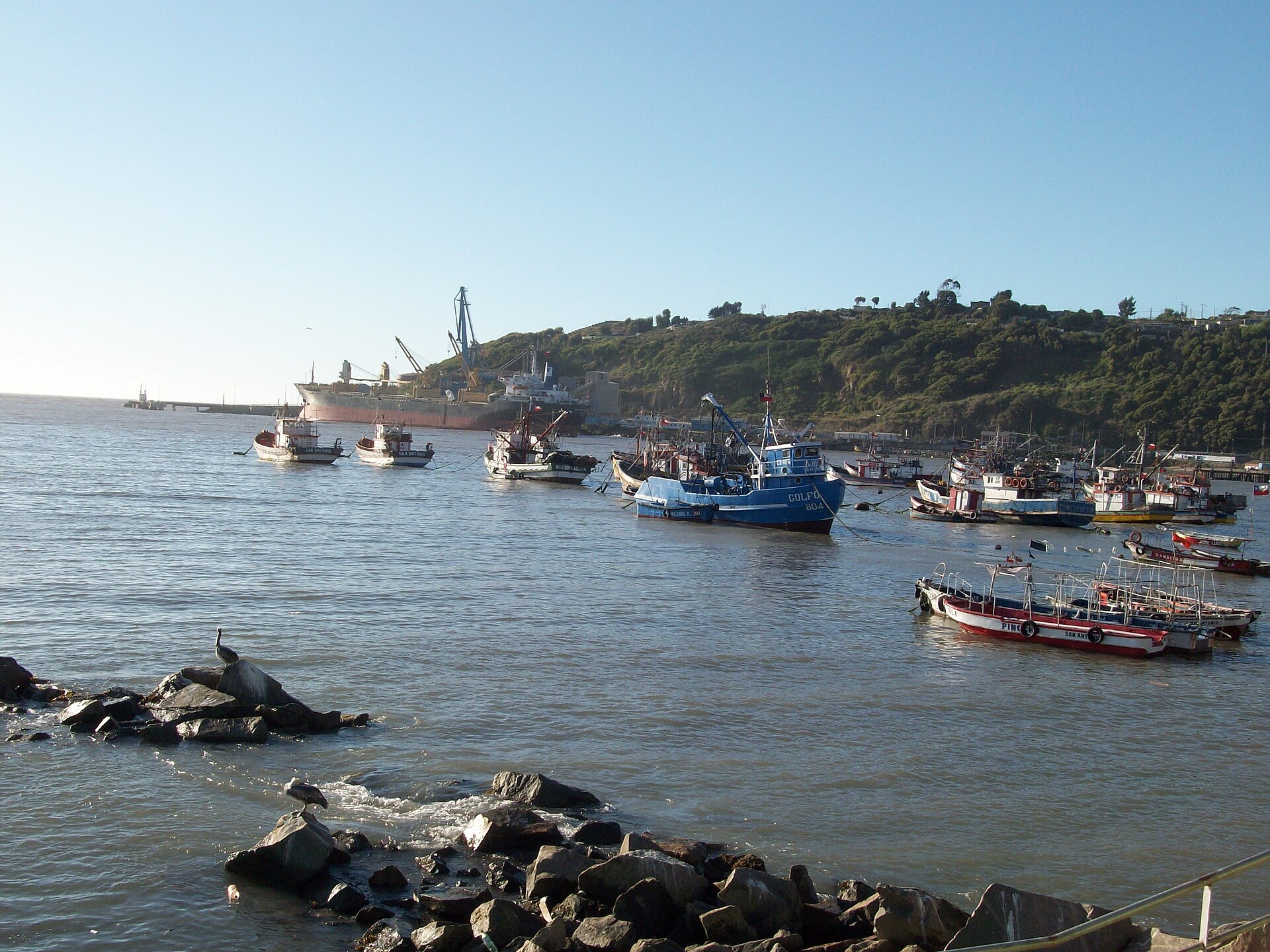 Gobierno reformula licitación del Puerto de San Antonio
